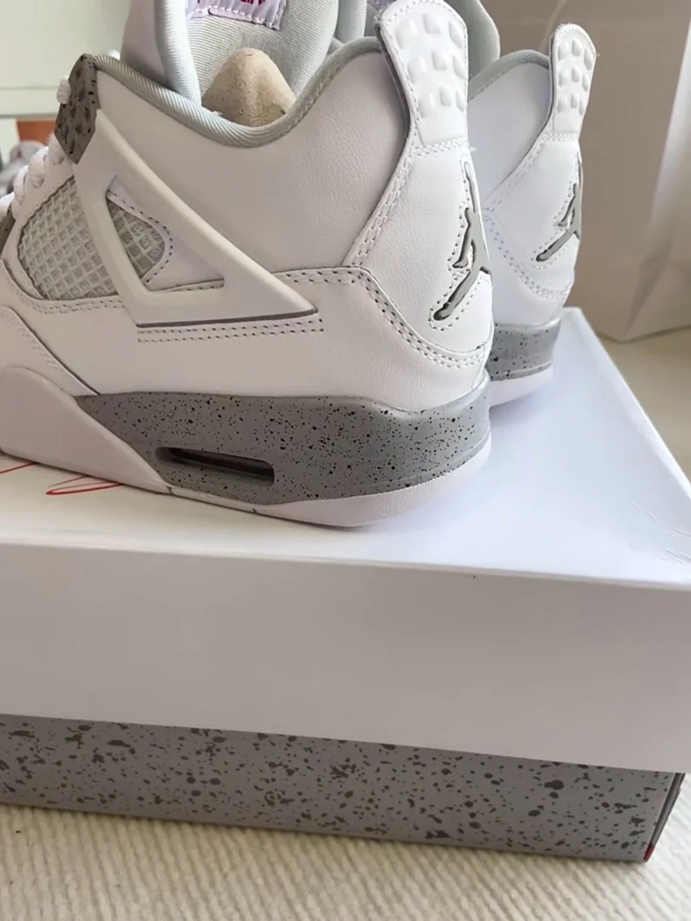 Air Jordan 4 Retro ‘White Oreo’ 2021 -Men’s Sneakers Shoes w/ Red Accents - Picture 5 of 5